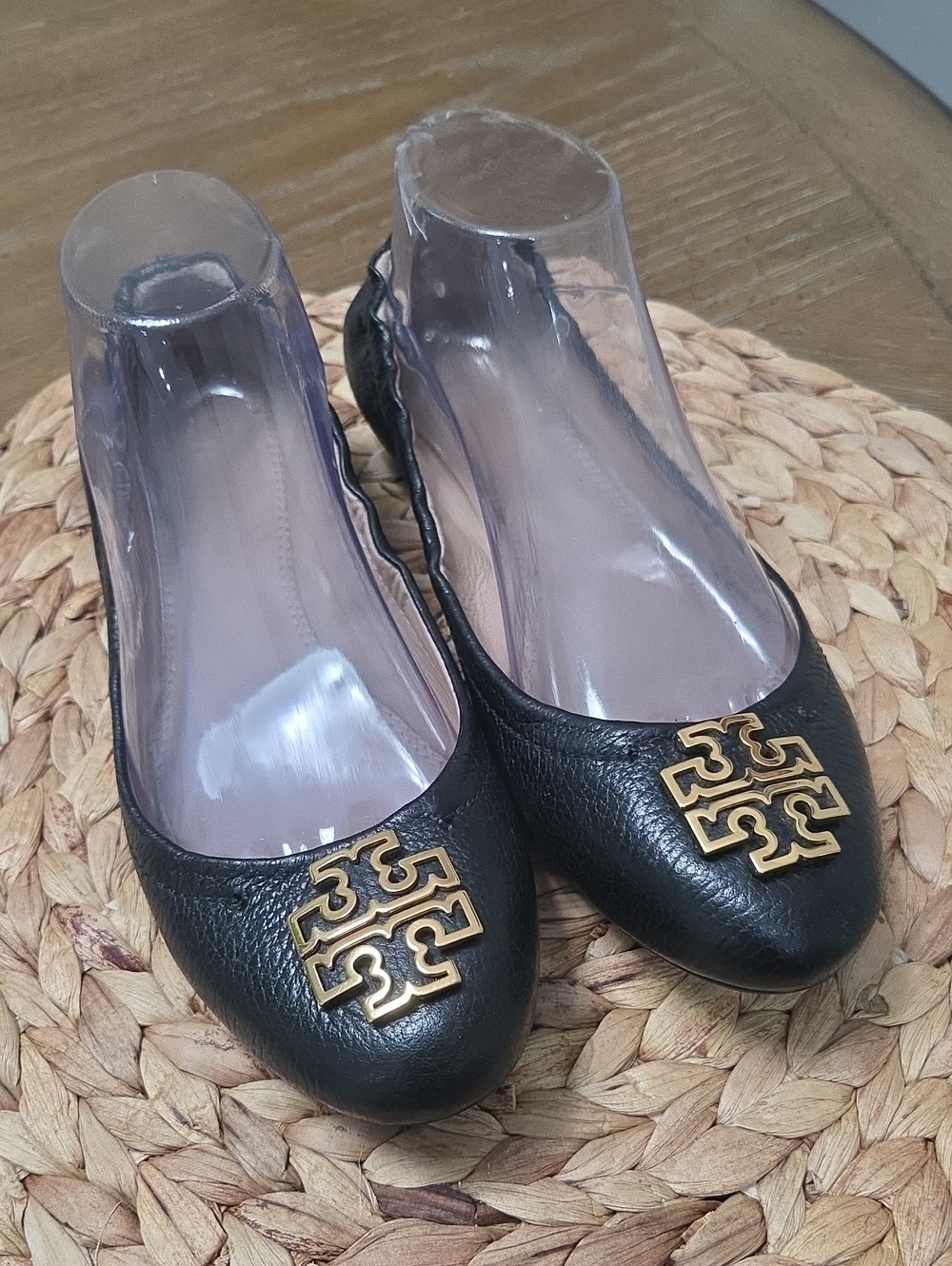 Tory Burch Melinda Black Pebbled Leather Ballet Flats Size 8